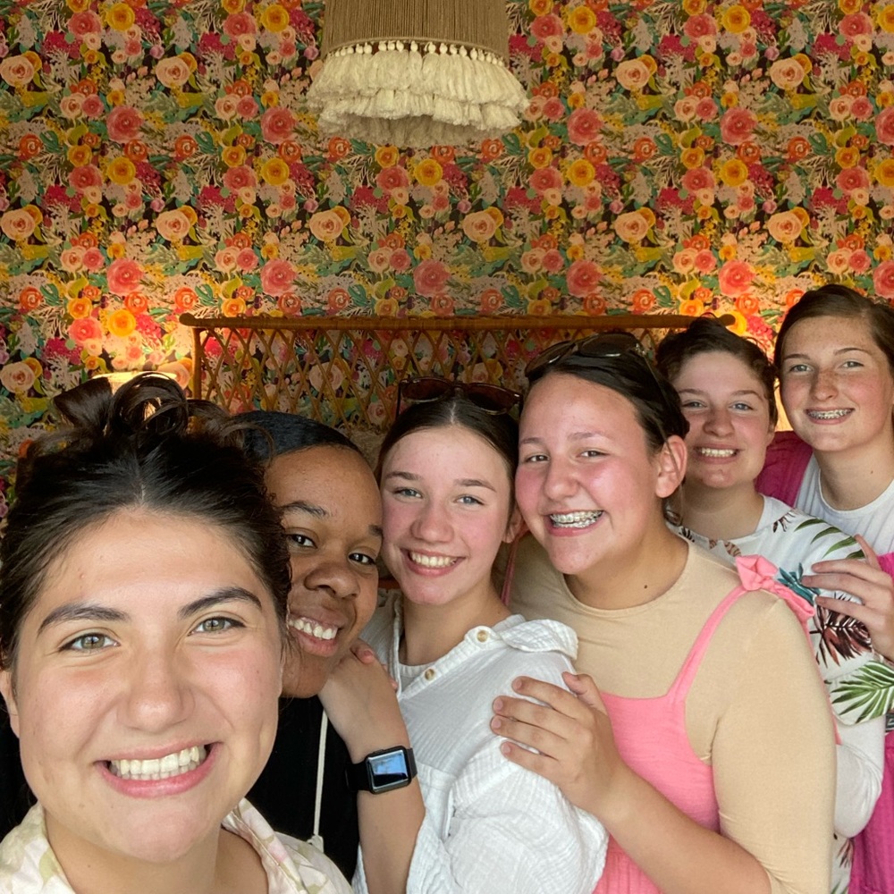 Meet your Posher, Haley